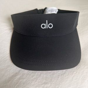 Alo Yoga Captivate Visor